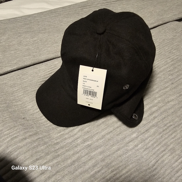 Ugg cap/hat - Picture 3 of 5